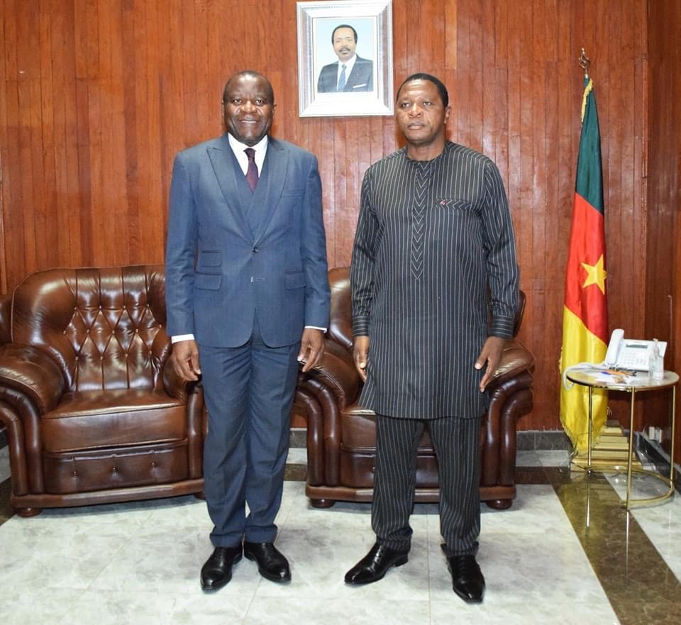 Le ministre de l’Administration territoriale Paul Atanga Nji  en audience ce 05 août 2024, avec le Président de la Commission des Droits de l’Homme pour le Cameroun, Prof James Mouangue Kobila…