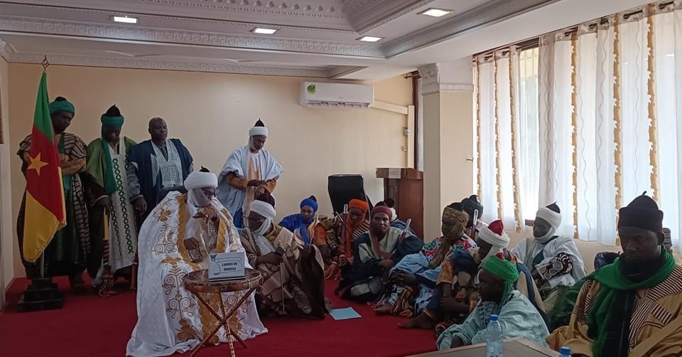 Audience Le MINAT reçoit le LAMIDO de Maroua