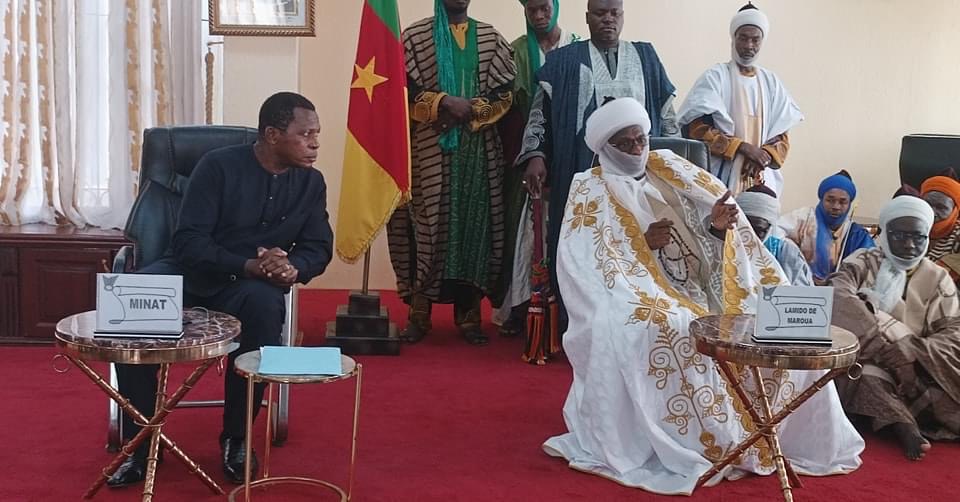 Audience Le MINAT reçoit le LAMIDO de Maroua