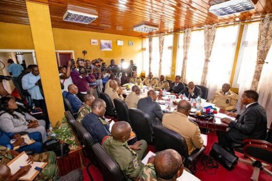 MINAT Boss at Security Meeting Commends the Stability of the West Region