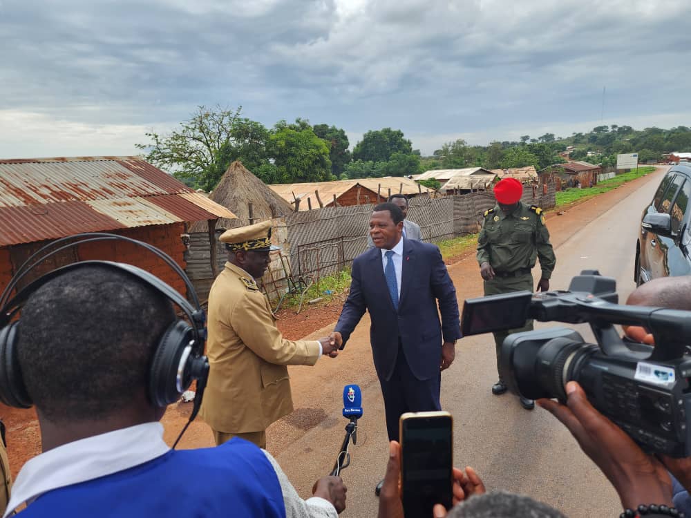 Assistance humanitaire : Le MINAT distribue des dons à plus de 500 sinistrés du département du Mbéré