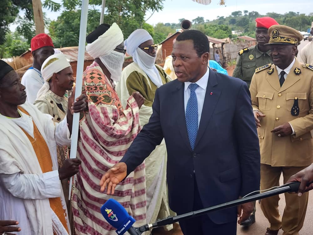 Assistance humanitaire : Le MINAT distribue des dons à plus de 500 sinistrés du département du Mbéré