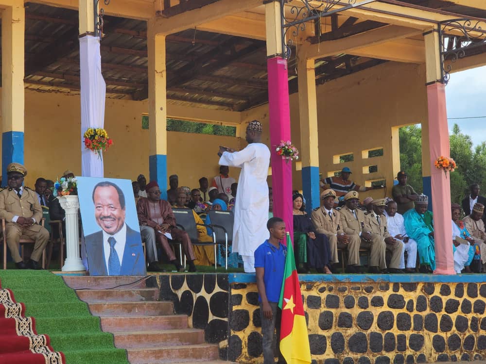 Assistance humanitaire : Le MINAT distribue des dons à plus de 500 sinistrés du département du Mbéré