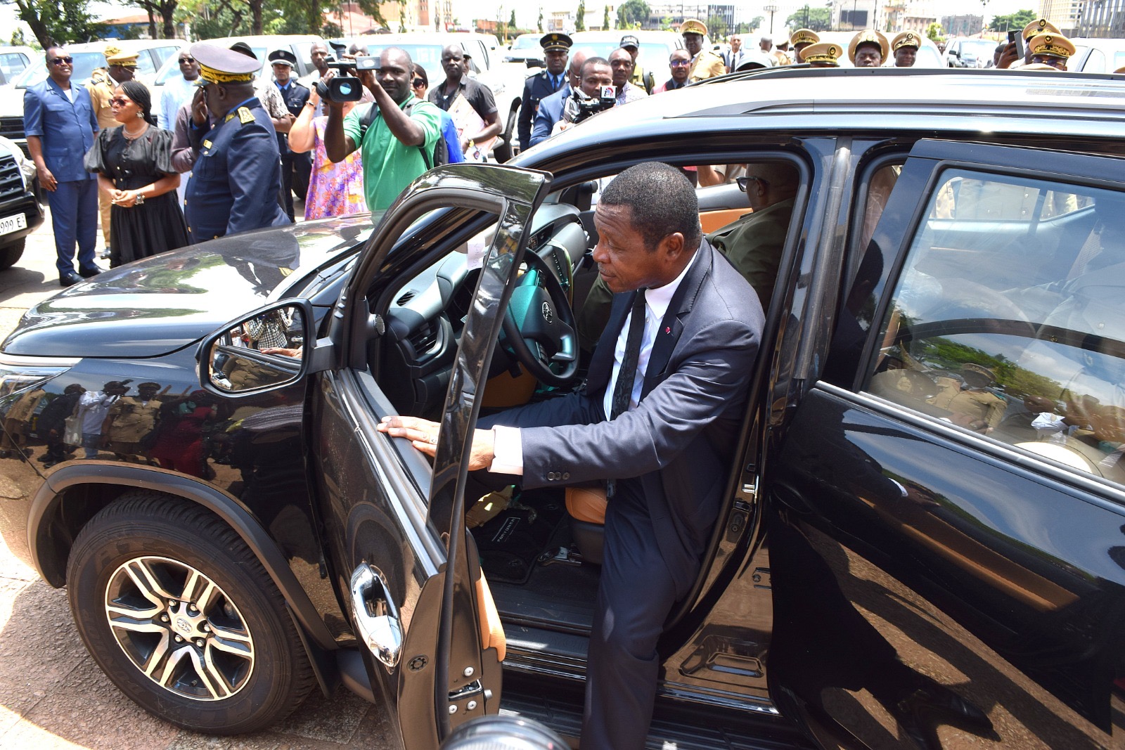 President Paul Biya hands over 94 new vehicles to administrative authorities