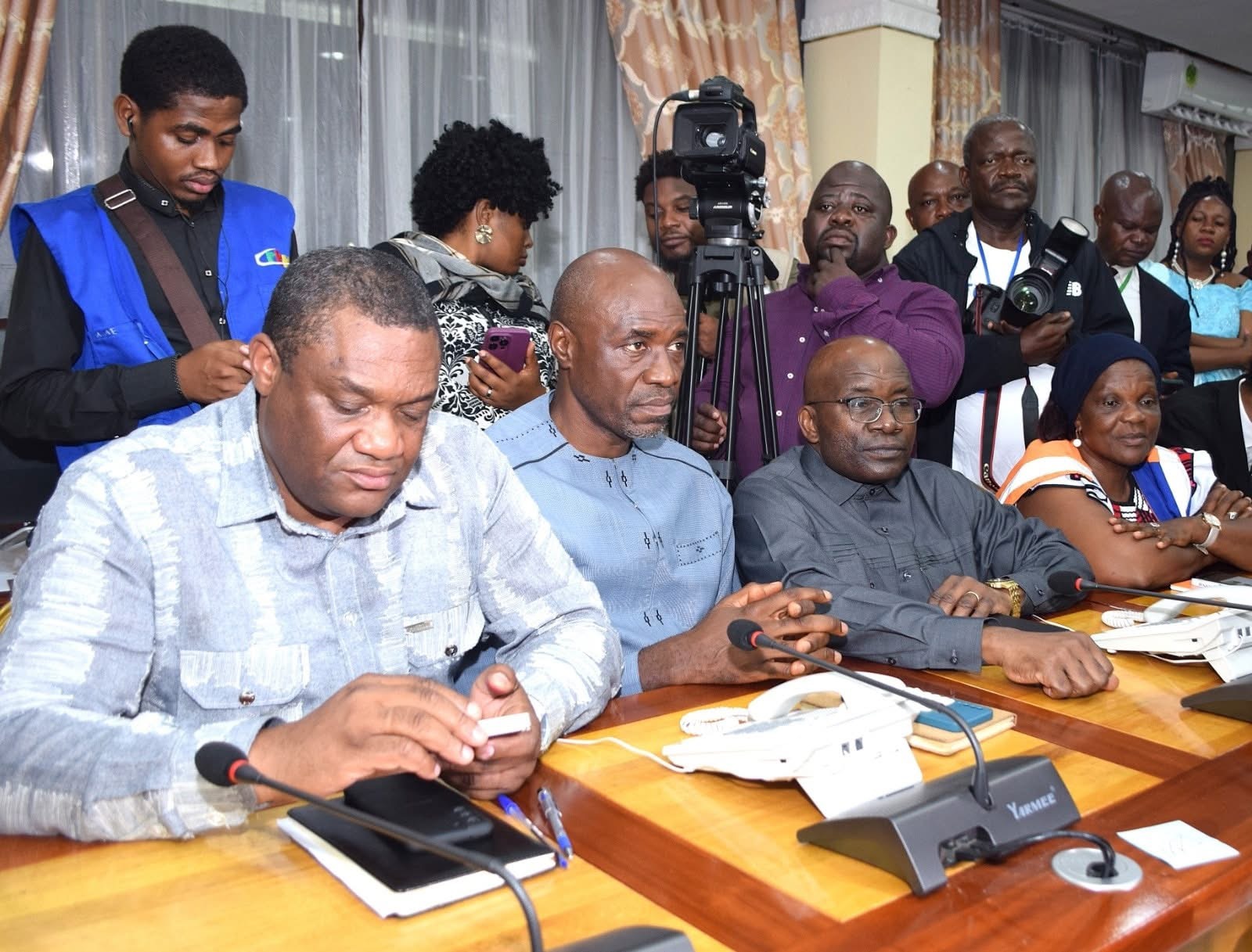 Présidentielles 2025 au Cameroun : un scrutin sans incident majeur selon le MINAT