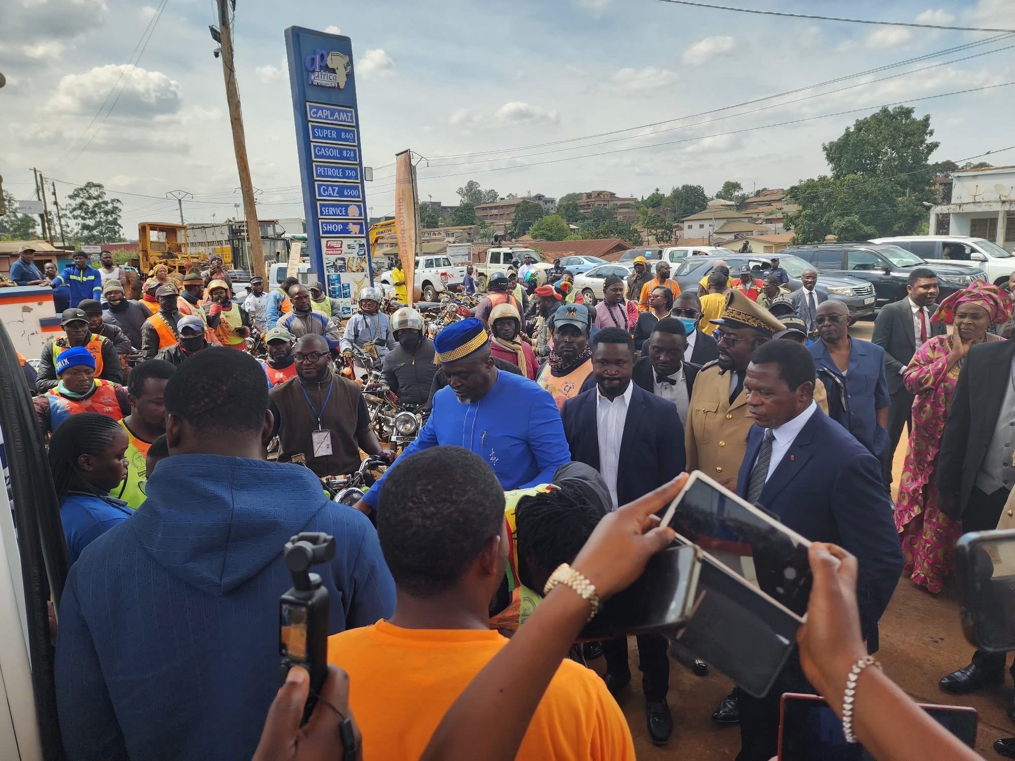 West Region: MINAT Boss Encourages Motorcycle Riders witrh free Fruel and 5000 CFA