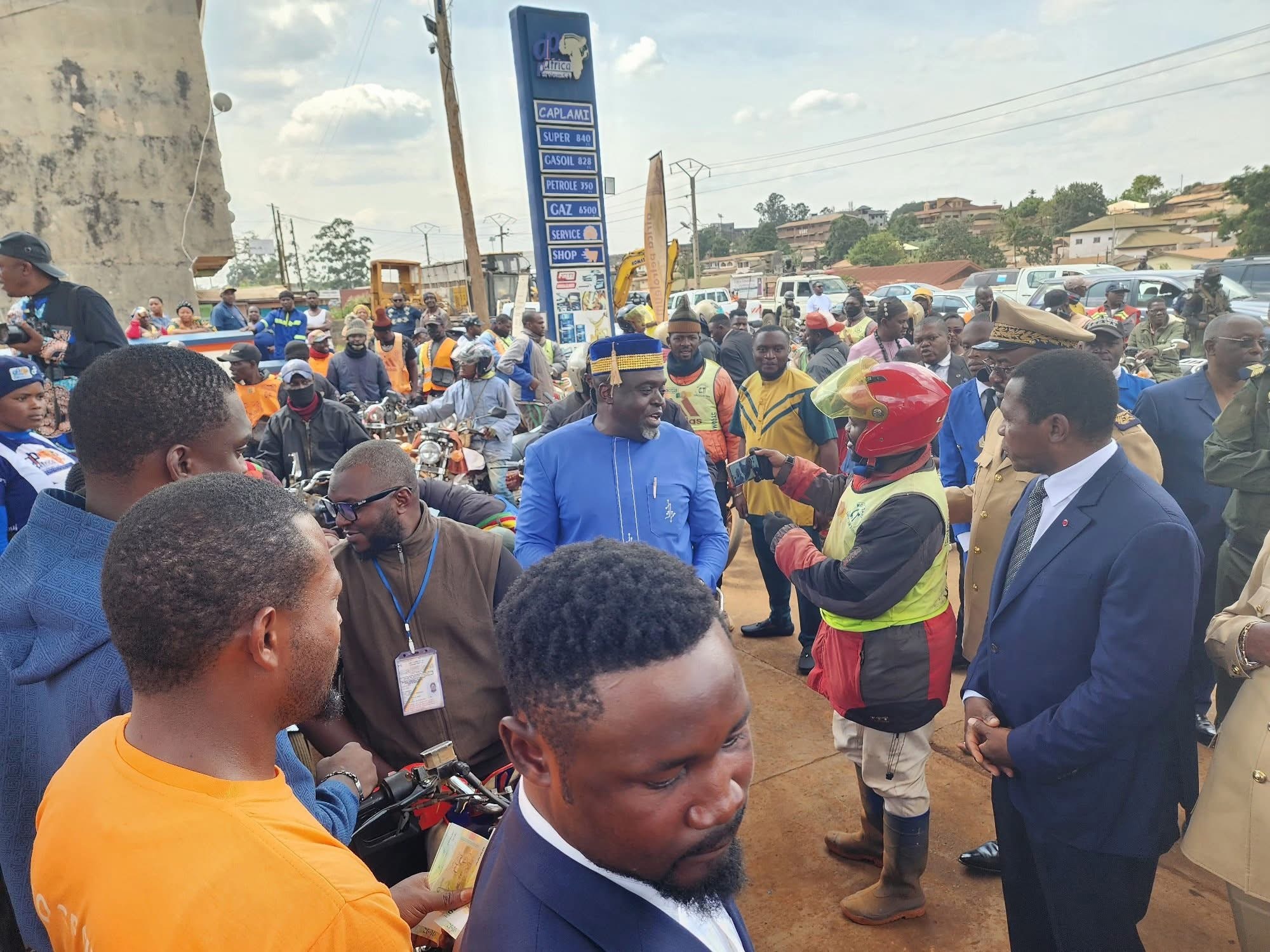 West Region: MINAT Boss Encourages Motorcycle Riders witrh free Fruel and 5000 CFA