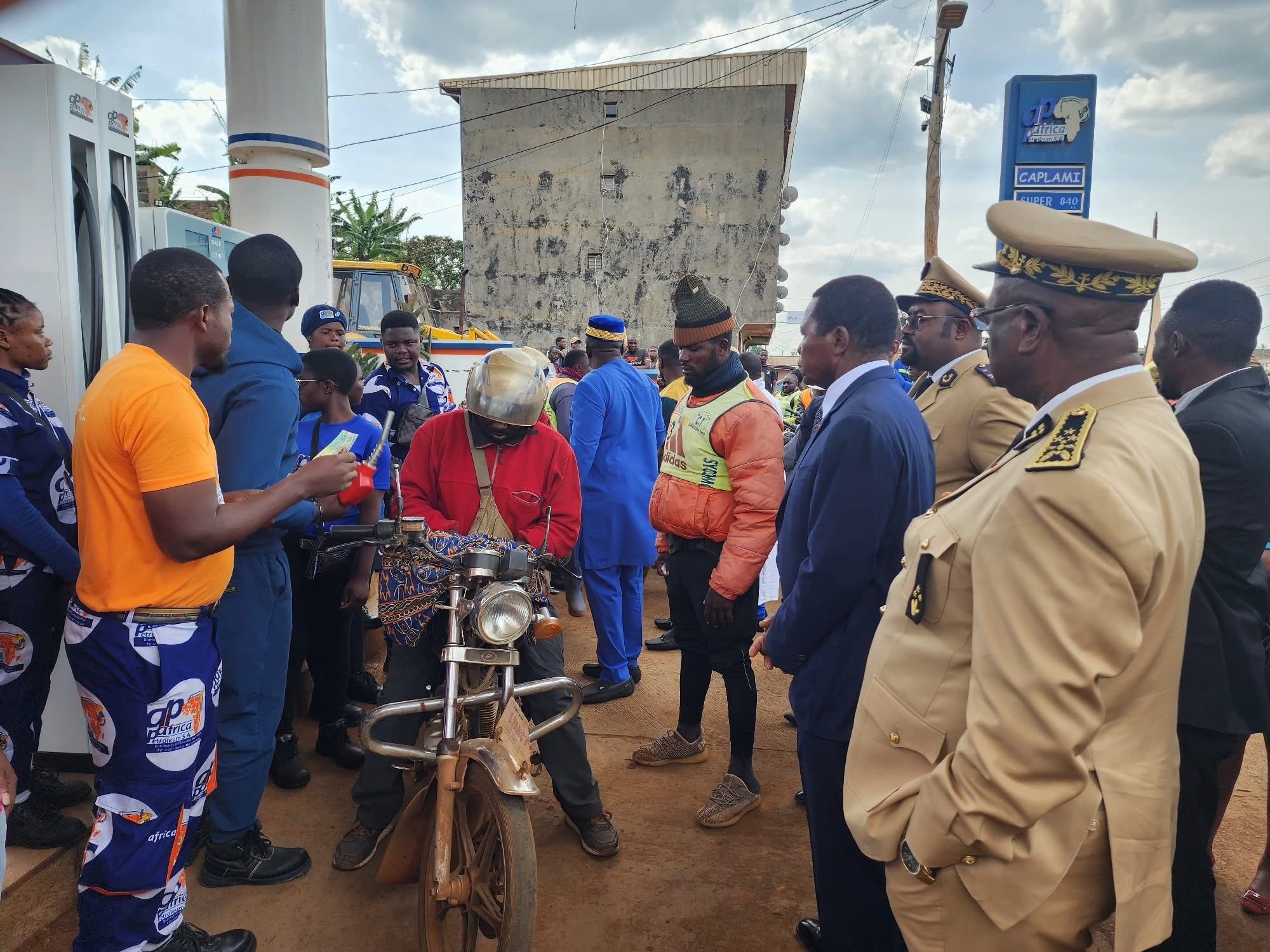West Region: MINAT Boss Encourages Motorcycle Riders witrh free Fruel and 5000 CFA