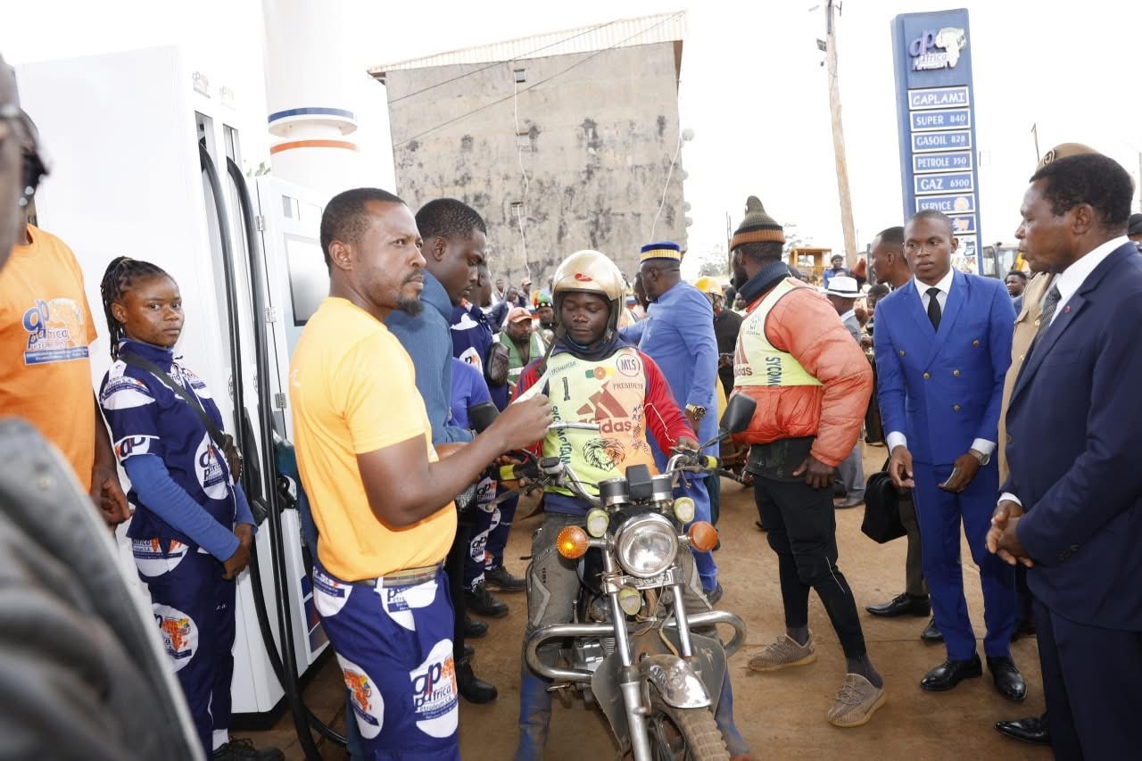 West Region: MINAT Boss Encourages Motorcycle Riders witrh free Fruel and 5000 CFA