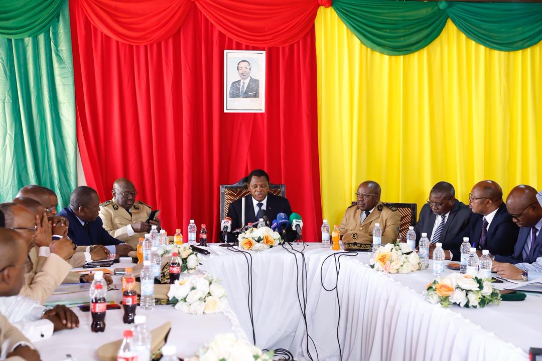 MINAT Boss on appeasement mission distributes Head of State´s speech,calls on authorities to spread peace